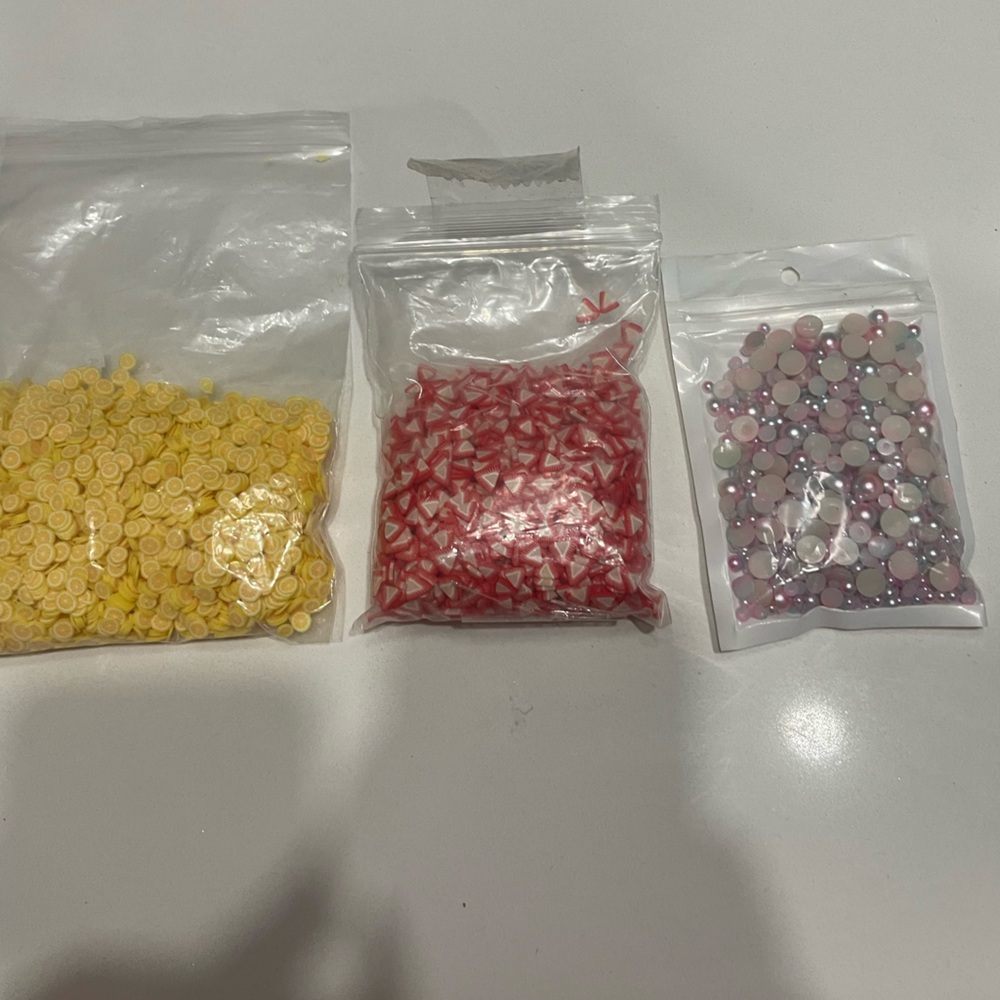 Strawberry 🍓, lemon 🍋 and pearls